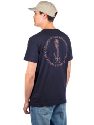 Iriedaily Rosebong T Shirt bei Blue Tomato kaufen Iriedaily Rosebong Crew Sweater bei Blue Tomato kaufen